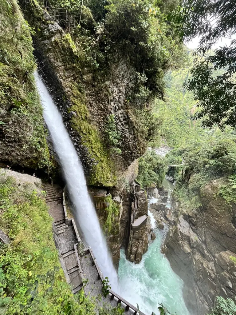 WhatsApp Image 2025-09-24 at 10.45.32 PM (1).webp