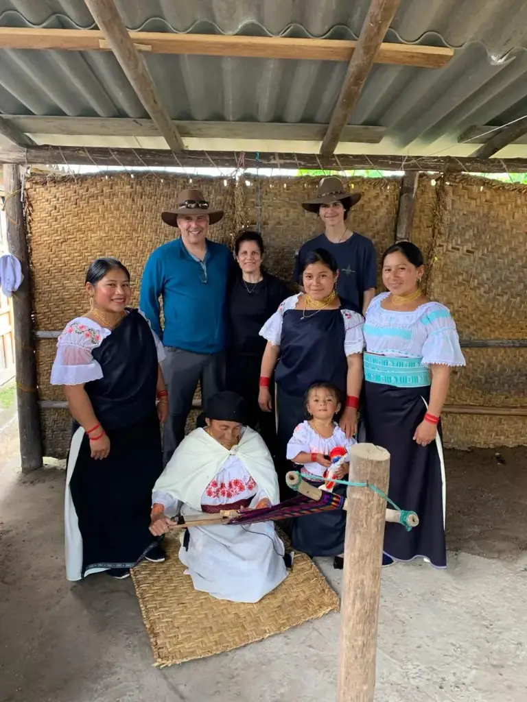 🧵🦅 Otavalo Cultural – Condors, Community & Crafts